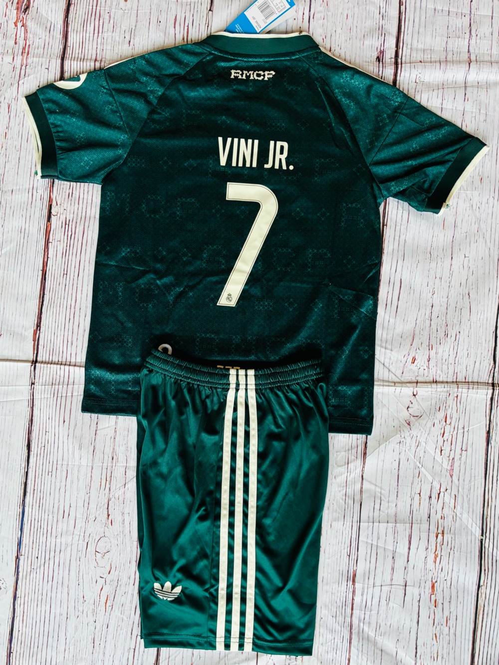 Real Madrid jersey Vini Jr #7 Set for Kids